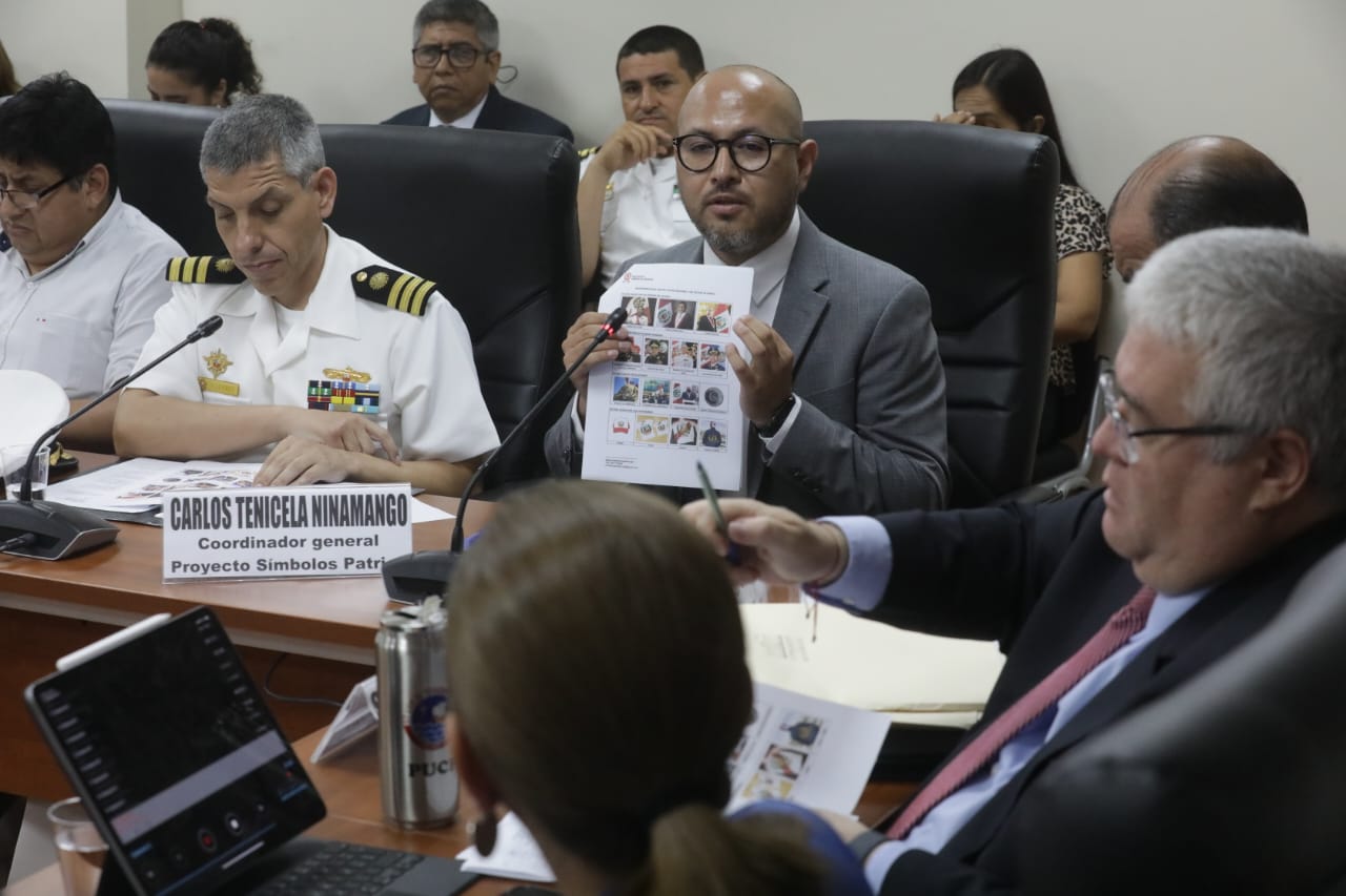 Mesa de Trabajo  sobre la Ley de los símbolos y emblemas del Perú